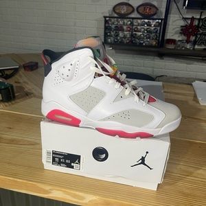 Jordan retro 6 Hare size 11 with org box 100% authentic